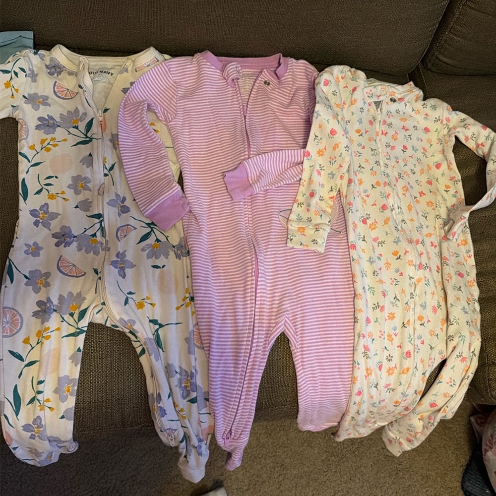 Bundle of Toddler Sleepers 24m & 2T